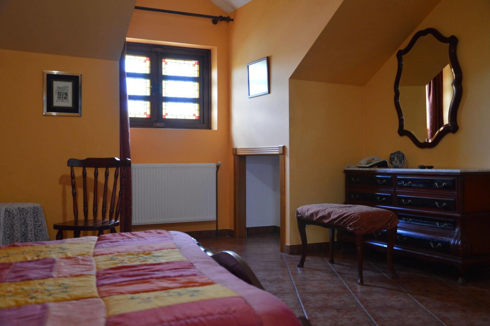 Hotel Mar De Queo Carballo Kültér fotó